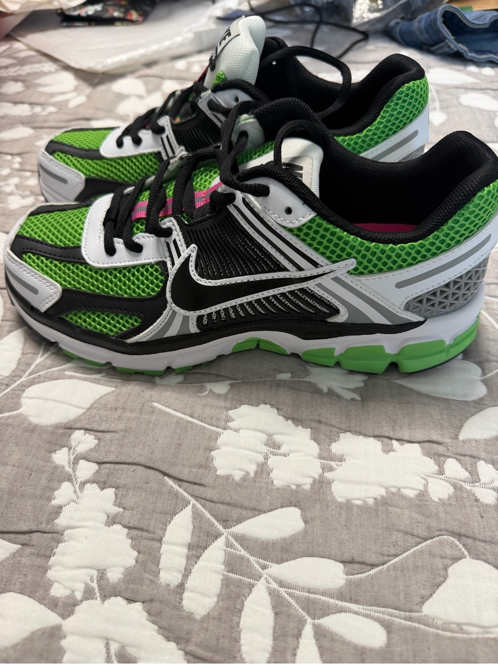 Nike Green, Black & White Mesh Sneakers